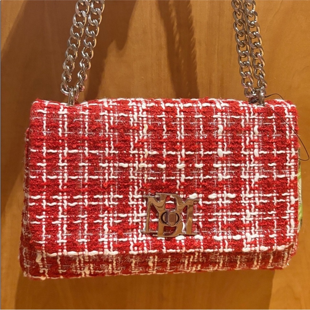 Badgley Mischka Red and White Tweed Shoulder Bag - Picture 7 of 17